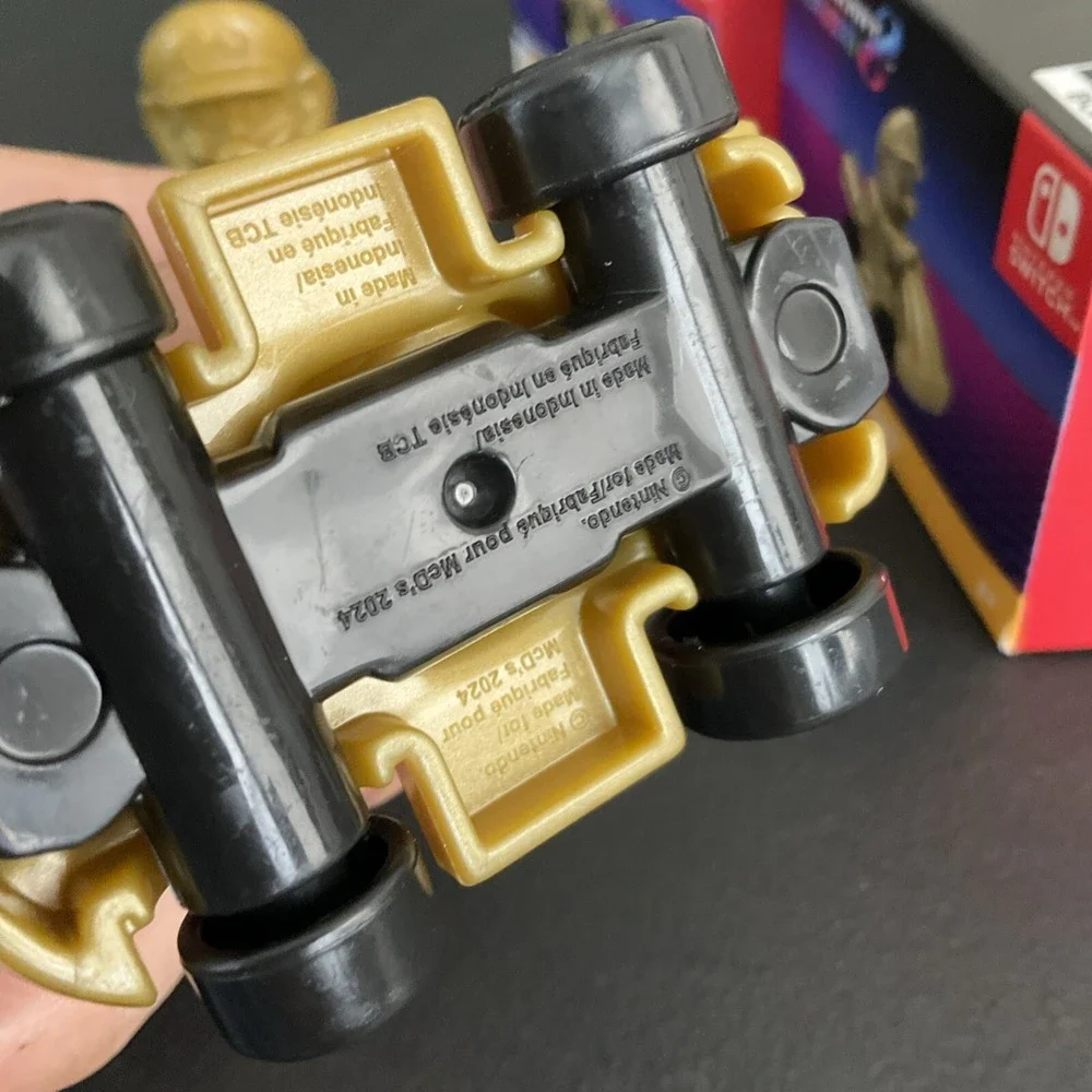 MarioKart 8 Gold Deluxe #6 Happy Meal McDonald's Supe Nintendo Car Toy Lot Of 2